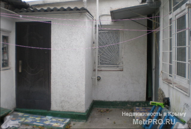 Продается 2-х комн квартира на земле в общем дворе на 3-х хозяев в р-он 'Старого города' со всеми удобствами, общая...