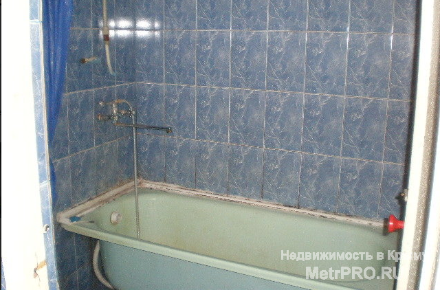 Продается 2-х комн квартира на земле в общем дворе на 3-х хозяев в р-он 'Старого города' со всеми удобствами, общая... - 1