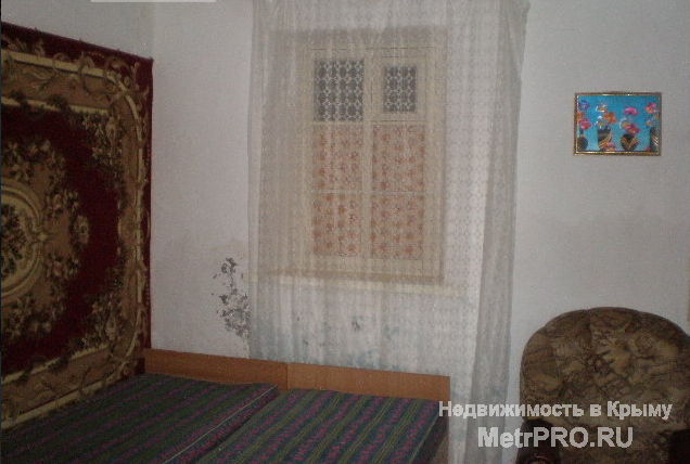 Продается 2-х комн квартира на земле в общем дворе на 3-х хозяев в р-он 'Старого города' со всеми удобствами, общая... - 3