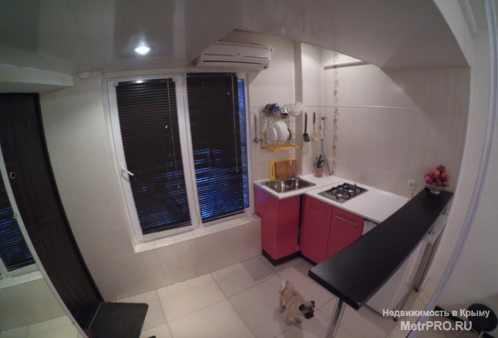 Продается квартира -студия. Удобное расположение - центр города, в 2 минутах ходьбы массандровский пляж, набережная,... - 5