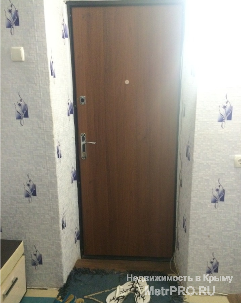 Продается 1к.кв теплая,светлая,ухоженная квартира. Зимой тепло а летом прохладно. Напор воды постоянно хороший в не... - 8