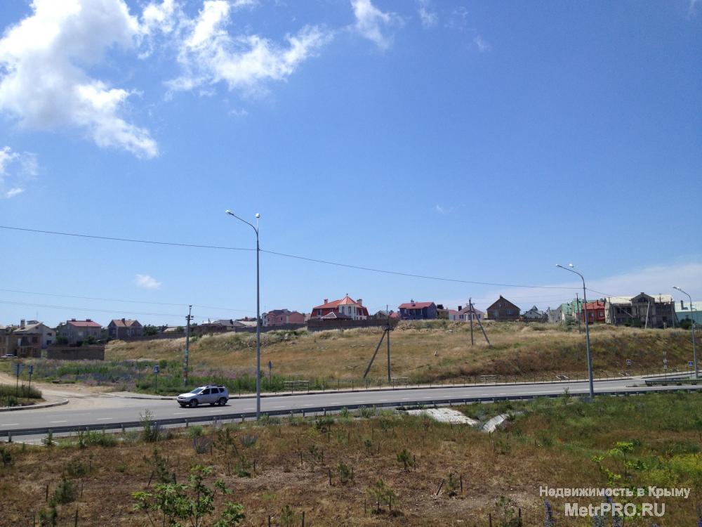 Продам земельный участок на 5-км Балаклавское шоссе, ул. Адмирала Грейга, г. Севастополь. Участок общей площадью: 10...