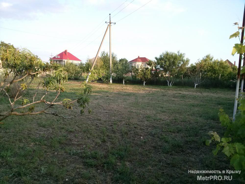Дом 120кв, и участок ровный 20 сот.из них 13 сот огород.ИЖС  В доме: 1-комната зал 21кв.м  2-комнаты по 19,5кв.м...