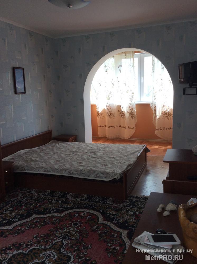 Продаётся 3 комнатная квартира по улице Красных Партизан. Рядом остановка транспорта, магазины, школа.  Квартира...