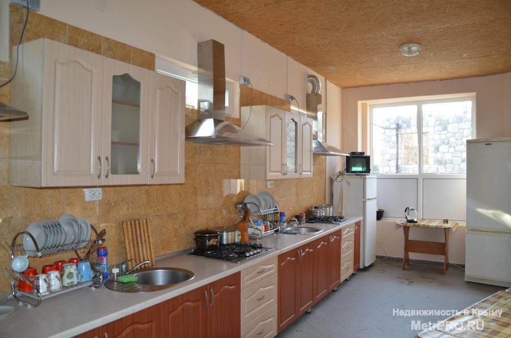 Пансионат располагается на берегу моря горного Крыма (в 150 метрах от природных пляжей), спальный район, занимает... - 6