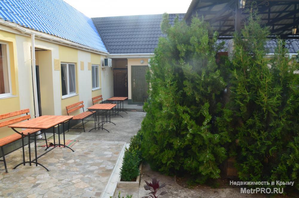 Пансионат располагается на берегу моря горного Крыма (в 150 метрах от природных пляжей), спальный район, занимает... - 8