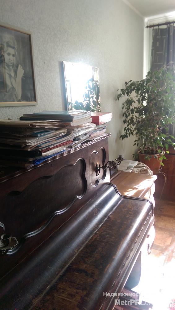 Херсонес Таврический не может быть ближе, эта квартира максимально близко к нему! Уютная, тёплая и светлая квартира в... - 1