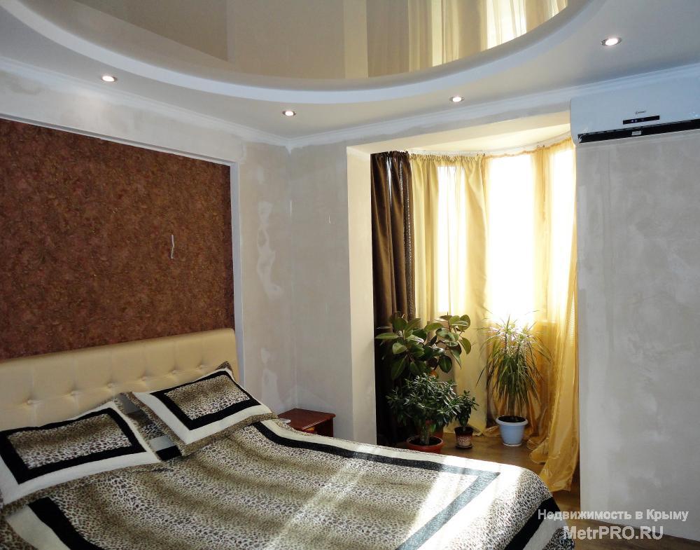 Продам свою квартиру с видом на море. Общая площадь 94 м.кв.: 5/6; 3 комнаты- 25, 17, 14, кухня-13, два с/у. Красивый... - 3