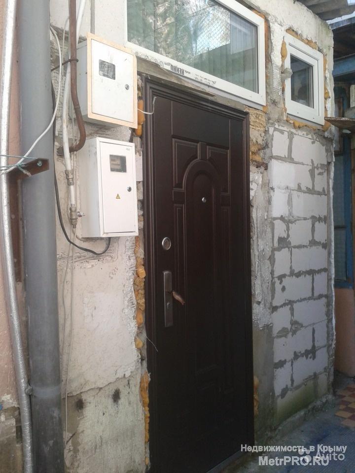 Продается однокомнатная квартира, старый фонд. в р-не ост. Пионерская, Крымэнерго. Общая пл. 25 м.2, жилая 15 м2,... - 5