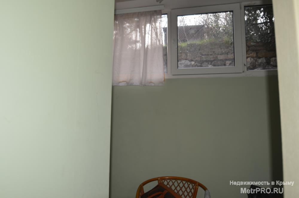Продам 2-х комнатную квартиру в частном секторе (дом царской постройки), по ул. Кирова. Расположена на 1 эт. / 2 эт.... - 9