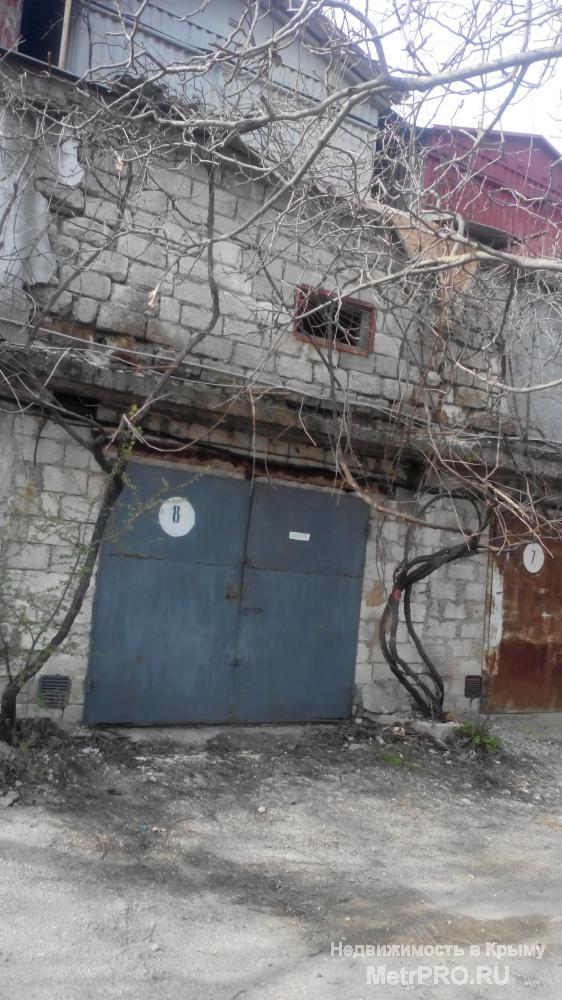 каменный гараж с подвалом 35 м2 в гаражном коперативе 'Спутник 1', вторая линия. Возможность подвода напряжения 380 В... - 3