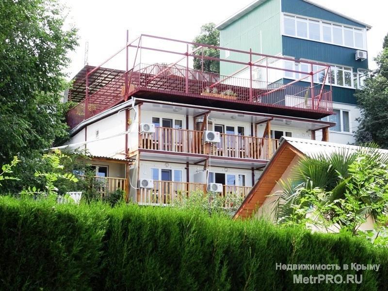 Уютные номера в гостевом доме в пгт. Гурзуф. Отдельные номера от 2х до 6 человек. В каждом номере есть телевизор,...