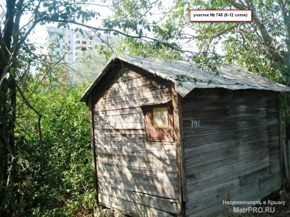Продаются участки с каменным домиком в Крыму, городе Керчь. Всего 5 участков. В центре города, 500 метров до моря.... - 11