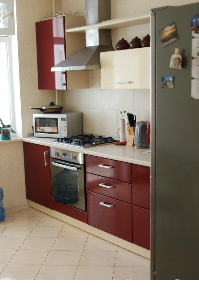 Продам 2-х комнатную квартиру на 3-м этаже.Квартира полностью меблирована и оборудована необходимой техникой