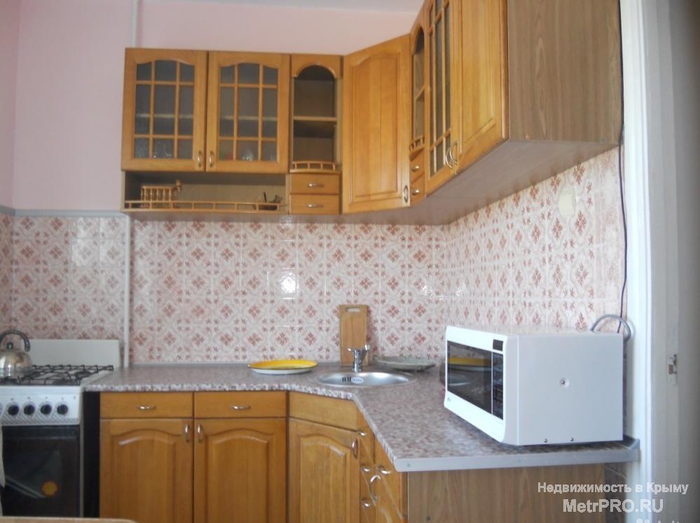 2-х комнатная квартира (до пляжа 450 м) с великолепным панорамным видом на Феодосийский залив.  Тихий спальный район:... - 7