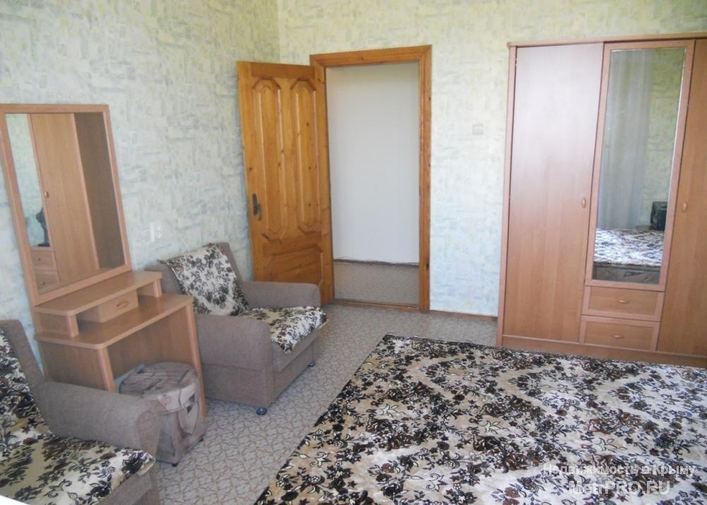 2-х комнатная квартира (до пляжа 450 м) с великолепным панорамным видом на Феодосийский залив.  Тихий спальный район:... - 12