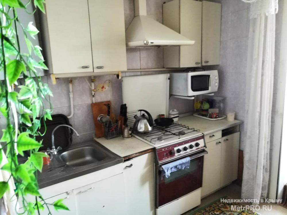 Продается 1к.кв на первом этаже, лождия 6кв.м оборудована как воторая комната, с автономным отоплением, установлены... - 4