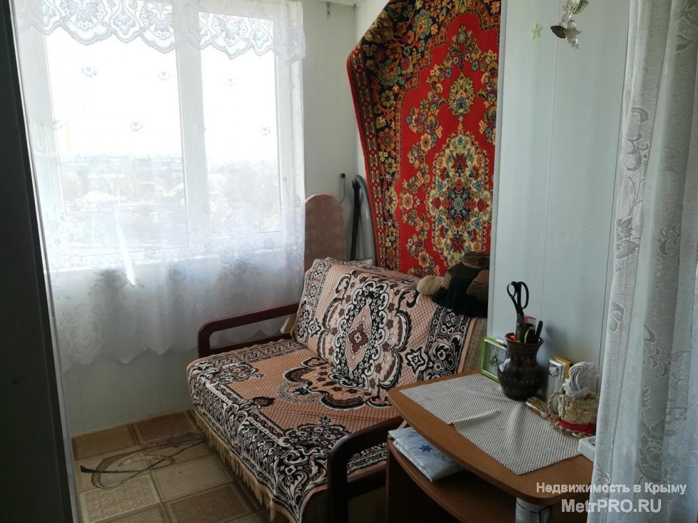 Продается 1к.кв на первом этаже, лождия 6кв.м оборудована как воторая комната, с автономным отоплением, установлены... - 9