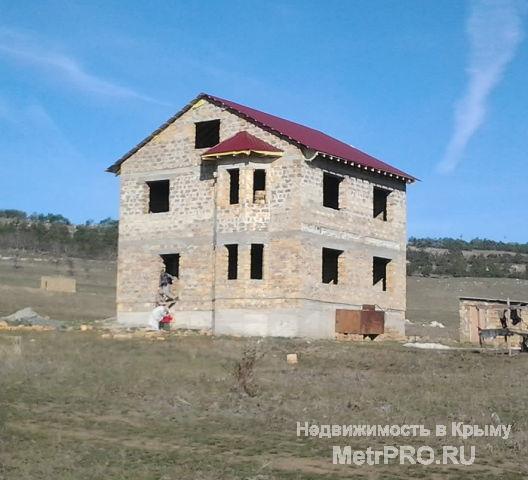 Продается дом, Крым, Симферопольский р-н, с. Строгоновка. Дом в живописном месте, 2 этажа, 180 кв.м, с эркером,... - 2
