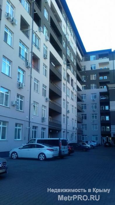 Продается 2-х комнатная квартира, центр ЯЛТЫ, по  ул.Красных Партизан в элитном ЖК,,Панорама'. Расположена на 3... - 9