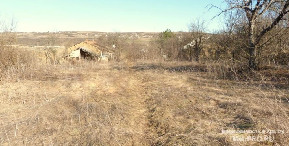 Крым, Белогорский р-н, Симферополь, с. Баланово.  Участок 25 соток, находится возле леса, рядом база отдыха...