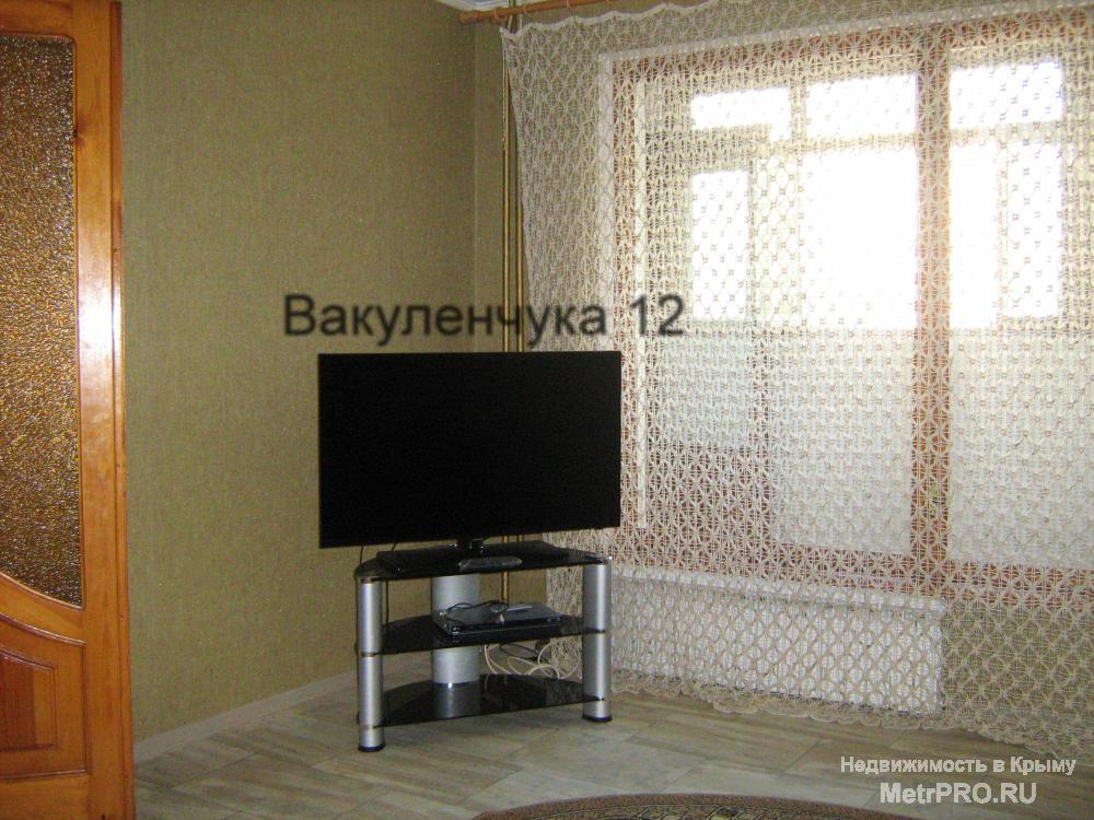 Сдаю свою просторную 2х.к.квартиру возле ТЦ Муссон,ТЦ Новус.Рядом остановка,рынок,заповедник Херсонес.До парка...