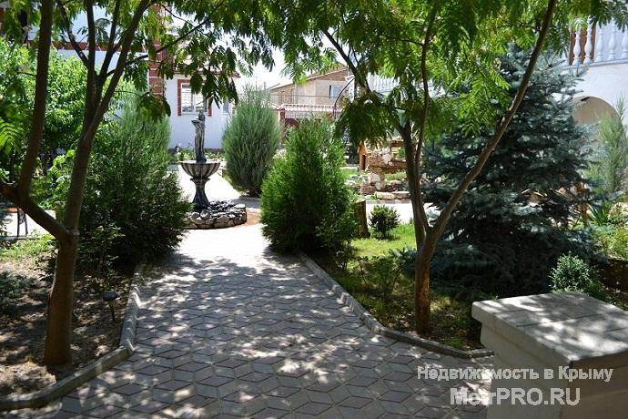 Сдаются номера в частном домовладении на Западном побережье Крыма в поселке Николаевка. Номера 2-х, 3-х, 4-х местные... - 2