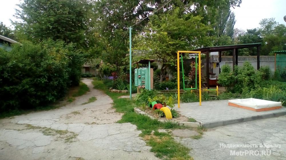 Домик находится в курортной зоне исторической части города. Две комнаты в спальне двухспальная кровать и раздвижная... - 3