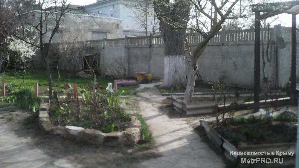 Домик находится в курортной зоне исторической части города. Две комнаты в спальне двухспальная кровать и раздвижная... - 4