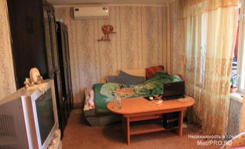 Продам 2х-комнатную квартиру в Ялте, по ул. Суворовская, район рынка Сеченова. Расположена на 2 эт./5 эт. дома.Общая... - 4