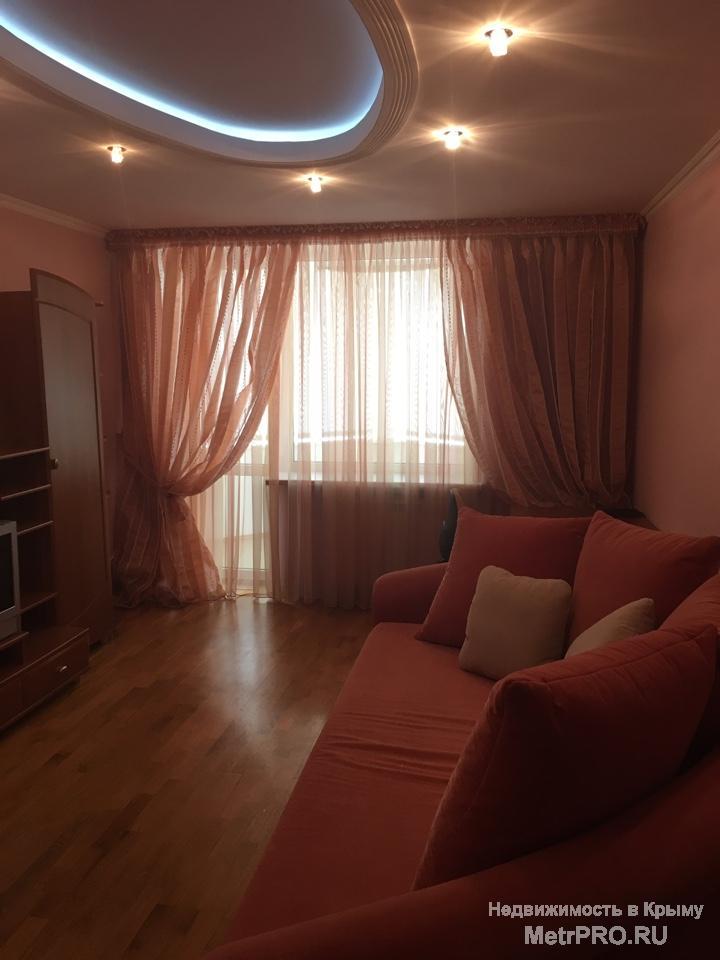 Продам элитную 5 комнатную двухуровневую квартиру в самом центре г.Симферополя, по пр.... - 4