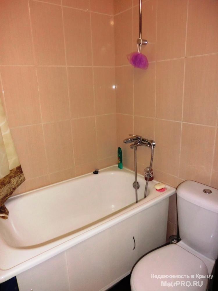 Продам 1ккв в Ялте на улице Пушкинской. 4 этаж 4-этажного дома, спецпроект. Общая площадь 32 м2, комната 18 м2, кухня... - 9