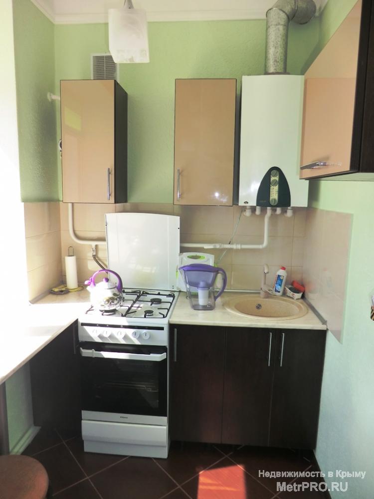 Продам 1ккв в Ялте на улице Пушкинской. 4 этаж 4-этажного дома, спецпроект. Общая площадь 32 м2, комната 18 м2, кухня... - 10