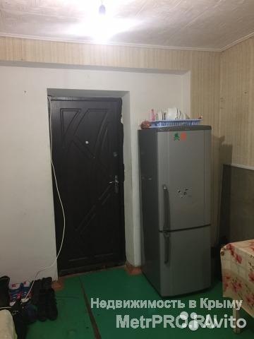 Продам комнату 17 кВ метров, в семейном общежитии. По ул Николая музыки 78, 4 этаж. В комнате пластиковое окно,... - 4