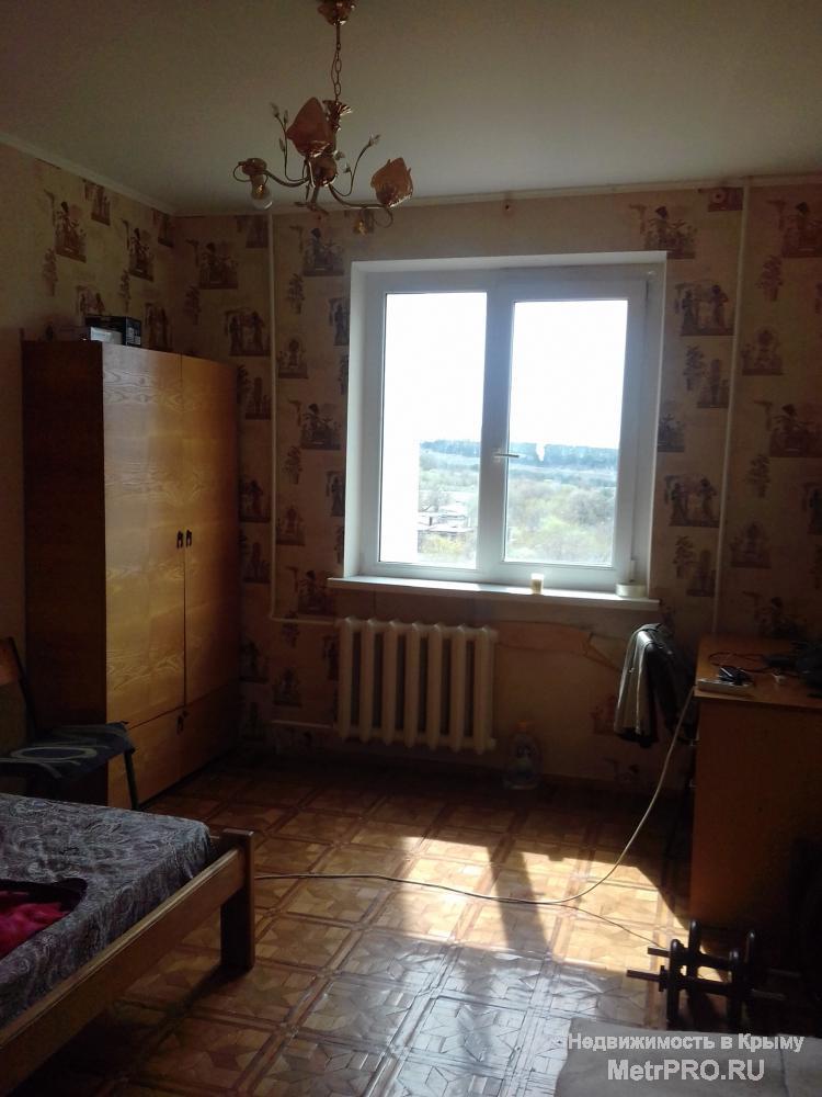 Продам 4-комнатную квартиру по ул. Балаклавская (Пневматика), пл. 90/56.4 кв.м, 8/9 эт., панельный дом, центральное...