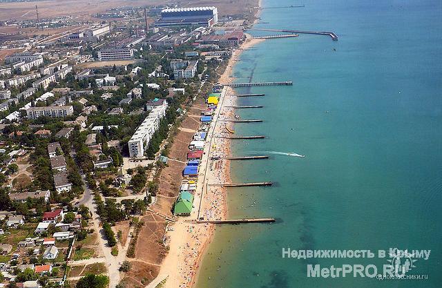 Сдаю жилье в частном секторе п Приморский в уютном зеленом дворе . Номера с удобствами и эконом ,есть дом под ключ ....