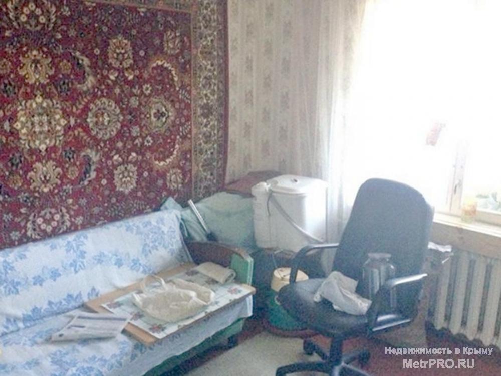 Квартира, расположена на 1-м высоком этаже 9-ти этажного дома. Состояние жилое. Общая площадь 82, 2 кв.м. Комнаты 9... - 3