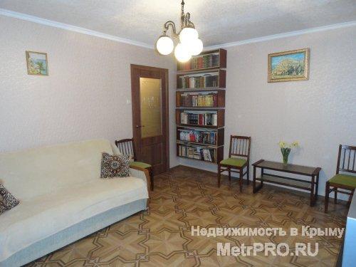 Практически в центре города, после ремонта, сдается уютная, ухоженная квартира. В доме домофон, лифт, мусоропровод. В... - 1