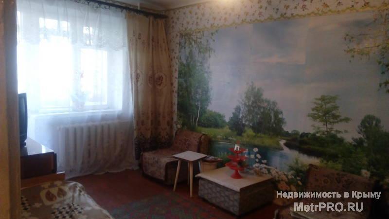 Продается однокомнатная квартира в центре, район ЗАГСа. Квартира расположена на втором этаже пятиэтажного дома. В... - 2