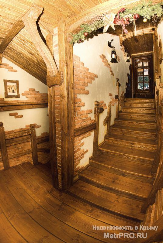 Продается паб в г. Ялта. Готовый бизнес в центре Ялты. Общая площадь здания 260 кв.м. Заведение расположено на первой... - 7