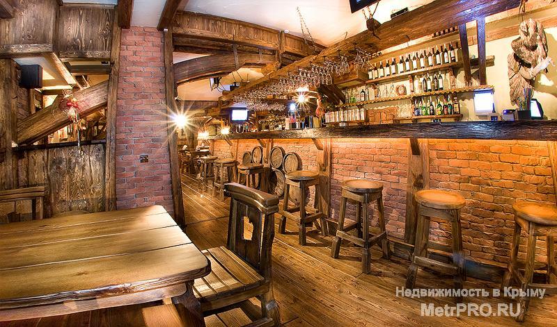Продается паб в г. Ялта. Готовый бизнес в центре Ялты. Общая площадь здания 260 кв.м. Заведение расположено на первой... - 8
