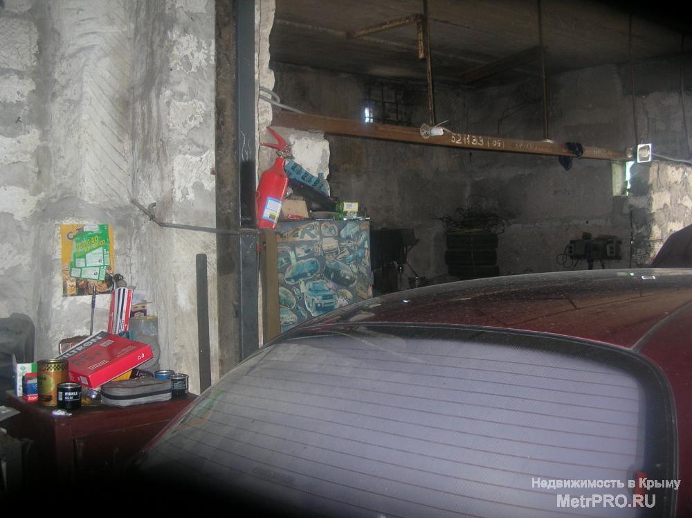 Продается комплекс гаражей под СТО или автопарк из 4-5 машин. Небольшой торг уместен только после осмотра объекта. - 5