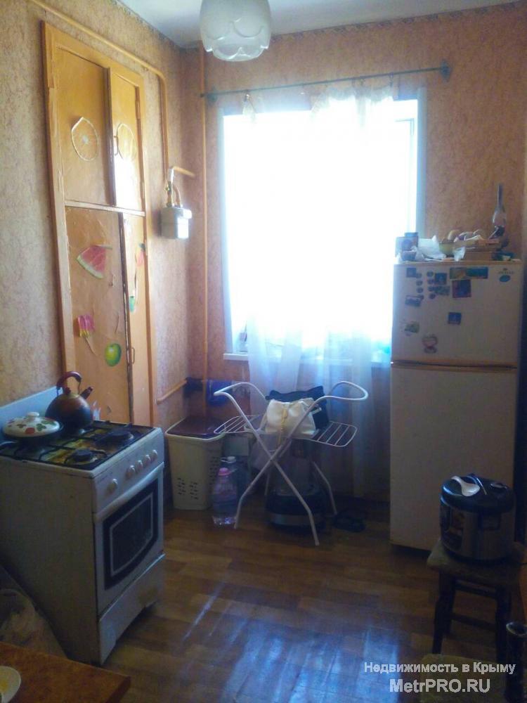 Продам 2 комнатную квартиру по адресу Гоголя 11. Квартира находится на 2-м этаже 2-х этажного дома (Сталинка). Общая... - 2
