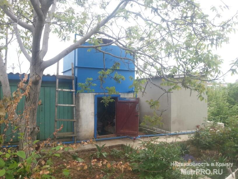 Продам дачу в Севастополе на Фиоленте в садовом товариществе 'Дубок'.На участке есть утепленный 2-х этажный домик 30... - 1