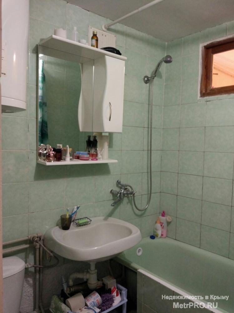 Продам квартиру в Севастополе по улице ПОР.Находится на 2 этаже 5 этажного дома.В шаговой доступности все объекты... - 4