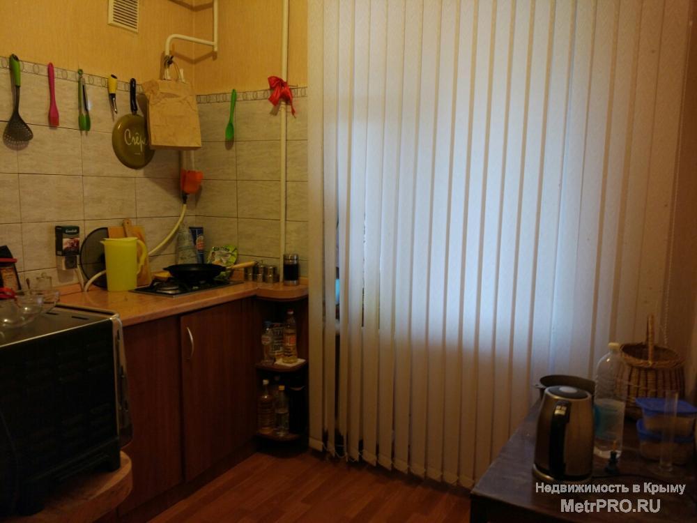 Продам квартиру в Севастополе по улице ПОР.Находится на 2 этаже 5 этажного дома.В шаговой доступности все объекты... - 8
