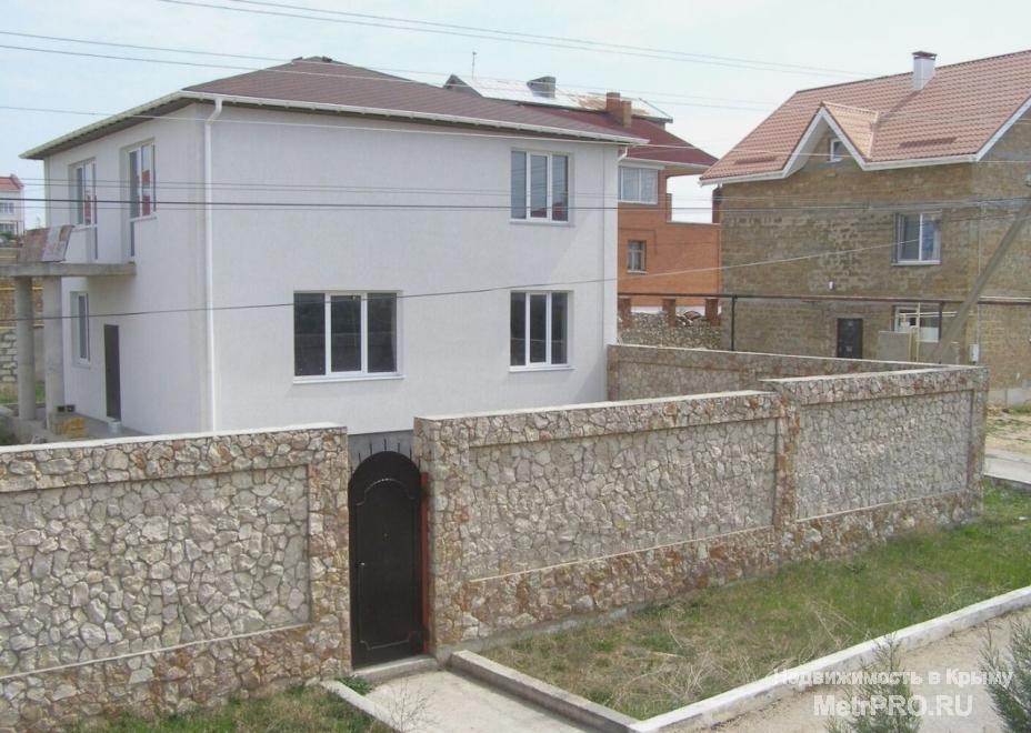 Купить дом в Севастополе!  Двухэтажный, в благоустроенном, заселенном районе (р-н 5 километра), асфальтированная...