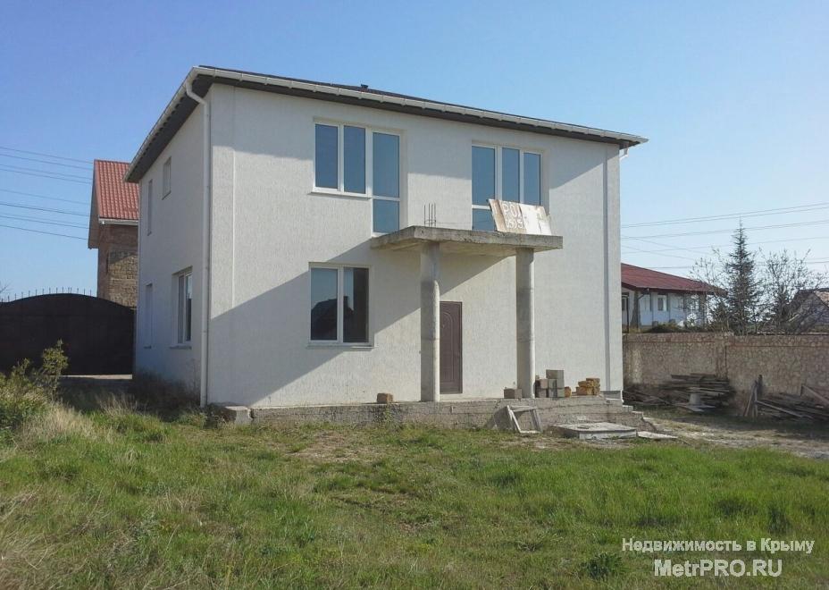 Купить дом в Севастополе!  Двухэтажный, в благоустроенном, заселенном районе (р-н 5 километра), асфальтированная... - 2