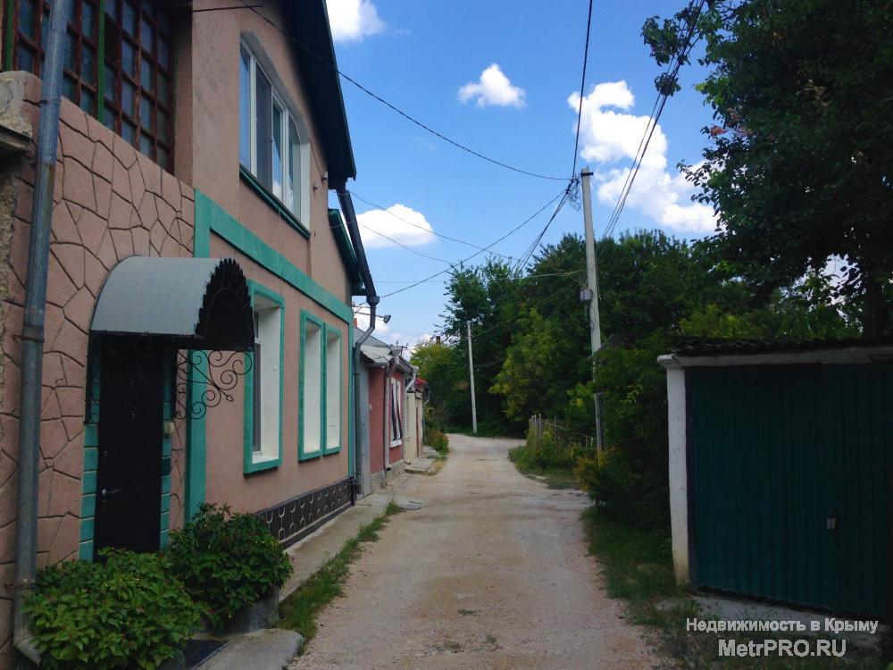 Продам свой двухэтажный дом в тихом центре города Севастополь, расположенный в районе улиц Н. Гоголя и Л. Толстого, в...