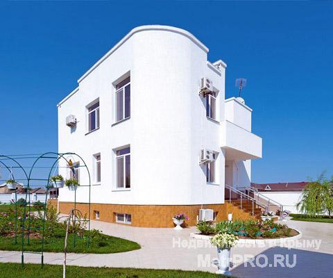 Продается дом от собственника.  Дом в Заозерном построен по-индивидуальному дизайн-проекту, интерьер сделан в...